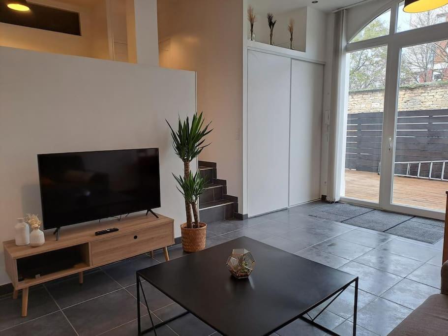 Bel Appartement Grande Terrasse Avec Parking A Dijon Eksteriør bilde