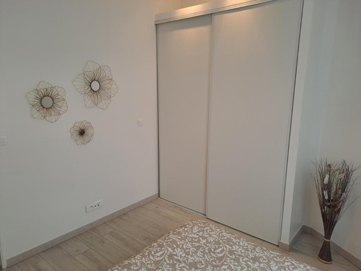 Bel Appartement Grande Terrasse Avec Parking A Dijon Eksteriør bilde